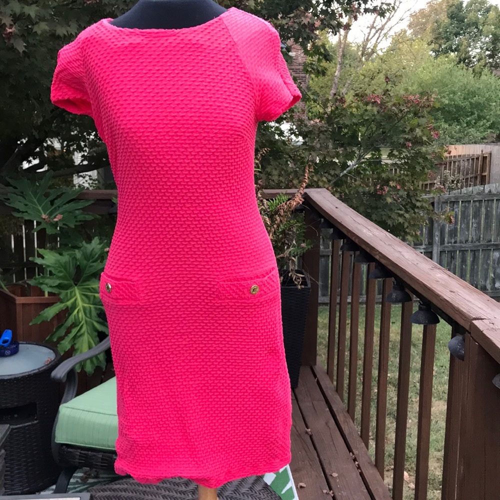 Hot pink knit Lilly Pulitzer dress size M
